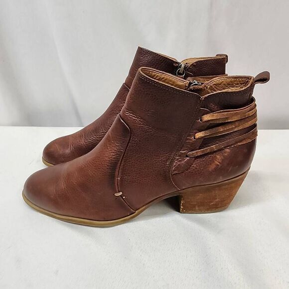 Comfortiva Kinsley Bootie Women's 11 Wide Brown Leather Ankle Book Round Toe - Picture 4 of 7